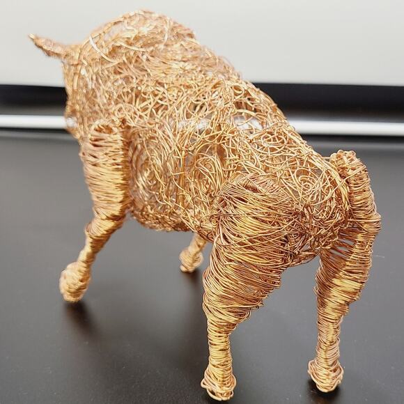 Copper Wire Bull Sculpture, PRE-OWNED - Picture 4 of 8